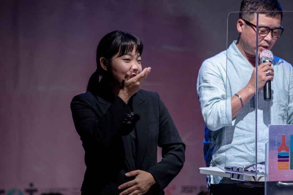 be041b63d1efdd5d666df77f18faa9e1_1635319