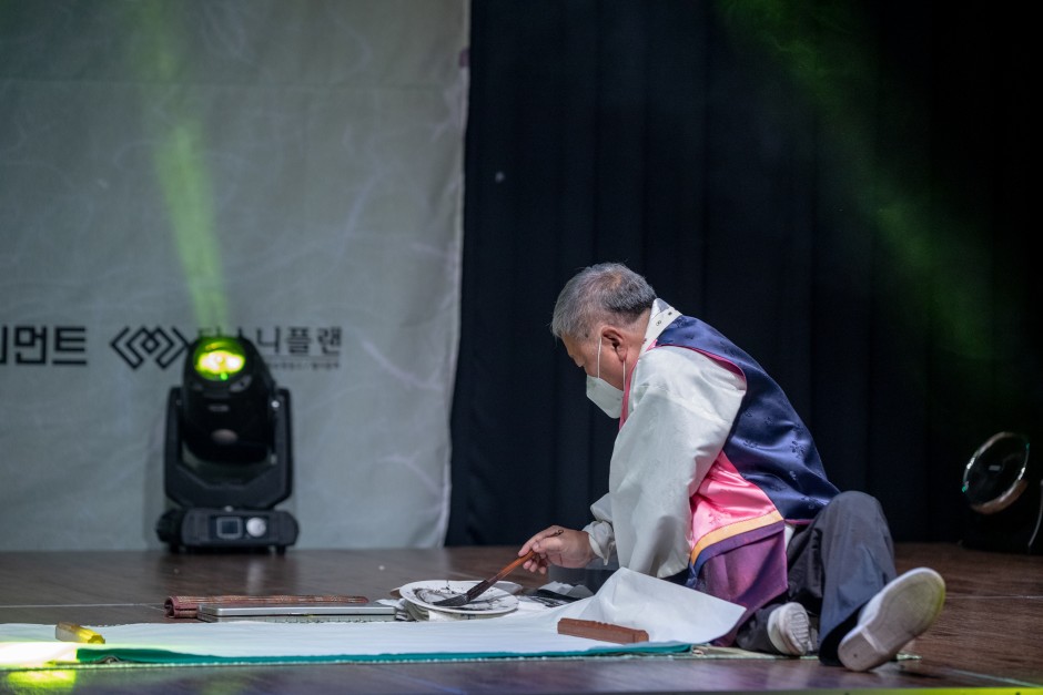 be041b63d1efdd5d666df77f18faa9e1_1635319