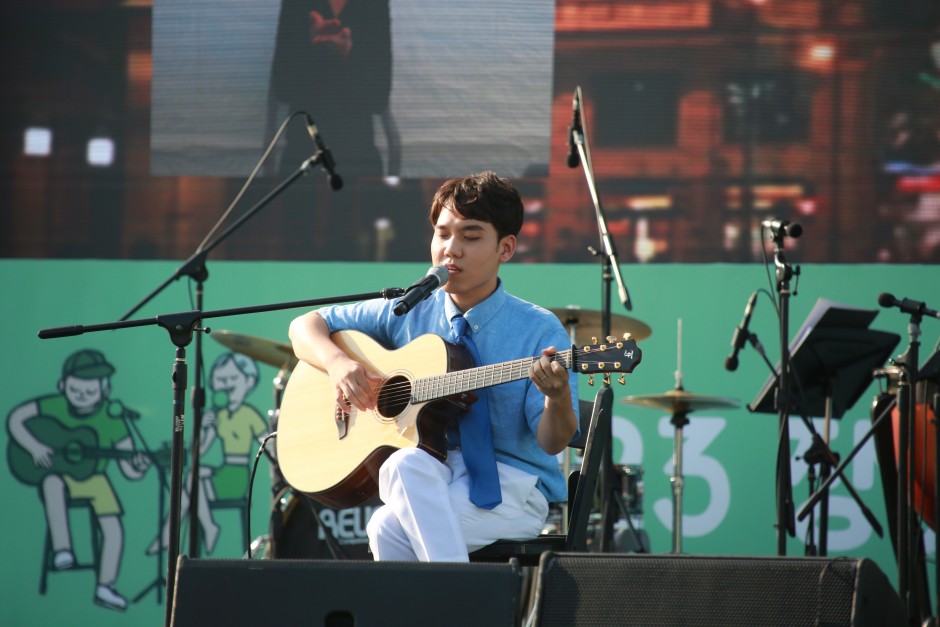 a30a42517a82b8ee216663bd23b9ee00_1696553