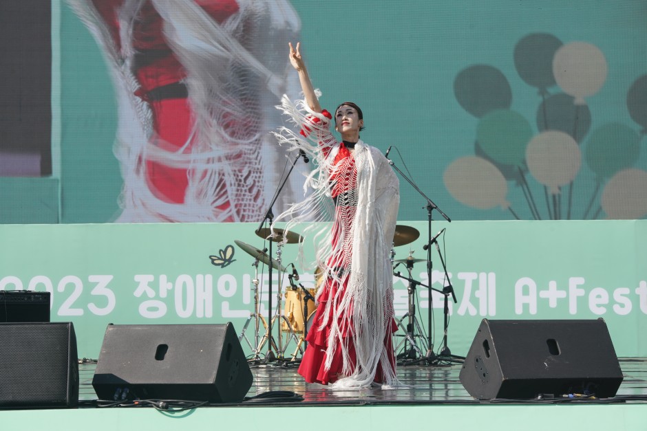 a30a42517a82b8ee216663bd23b9ee00_1696553