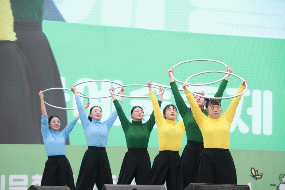 a30a42517a82b8ee216663bd23b9ee00_1696554