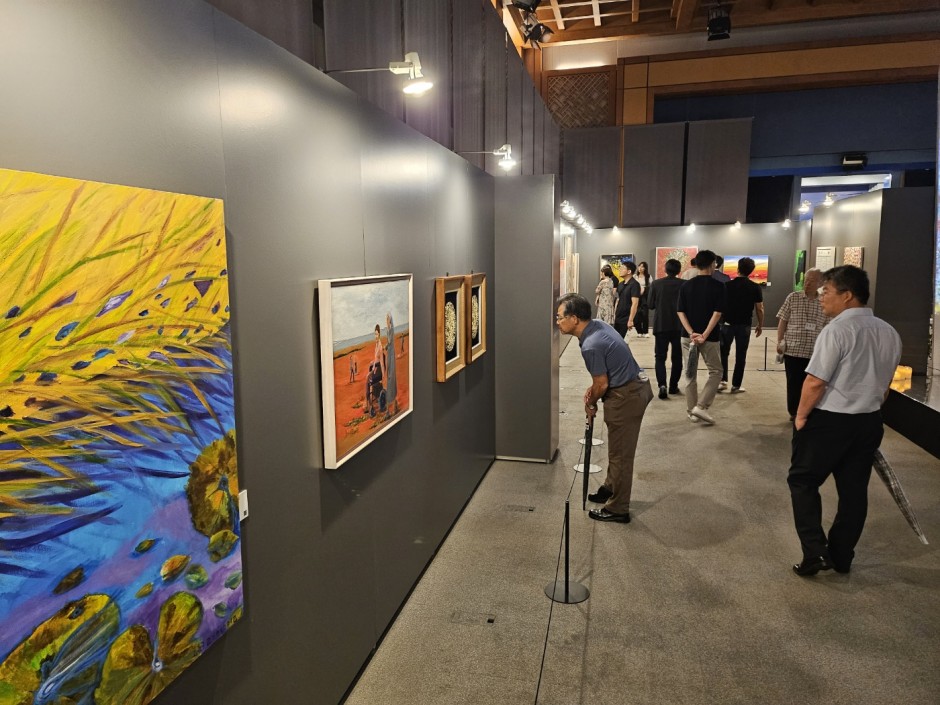 a30a42517a82b8ee216663bd23b9ee00_1696560